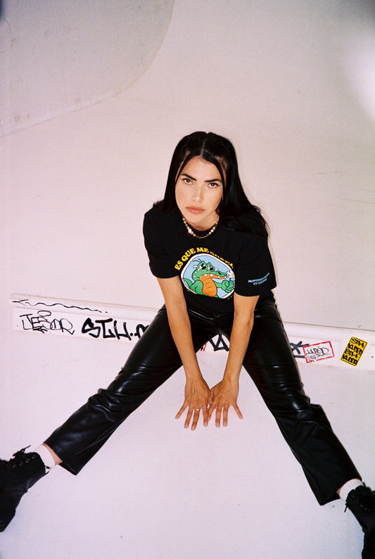 Álvaro Díaz Felicilandia Tee (Llori Pari)